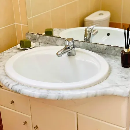 Centre Du Village * 卡西斯