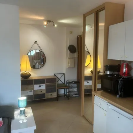 Centre Du Village 公寓 卡西斯