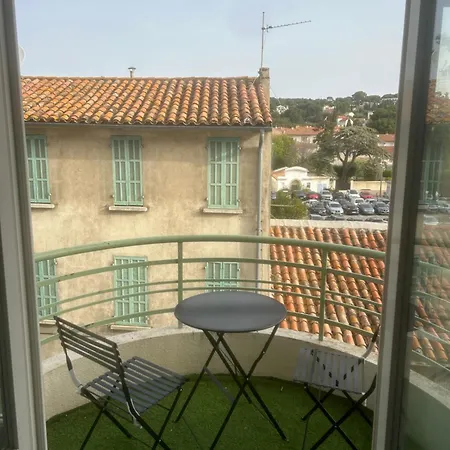 Centre Du Village 公寓 卡西斯