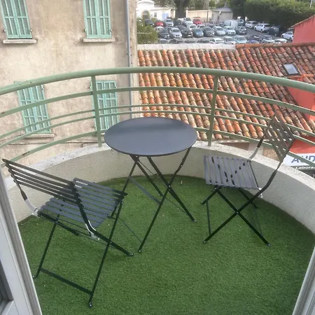 Centre Du Village 公寓 卡西斯